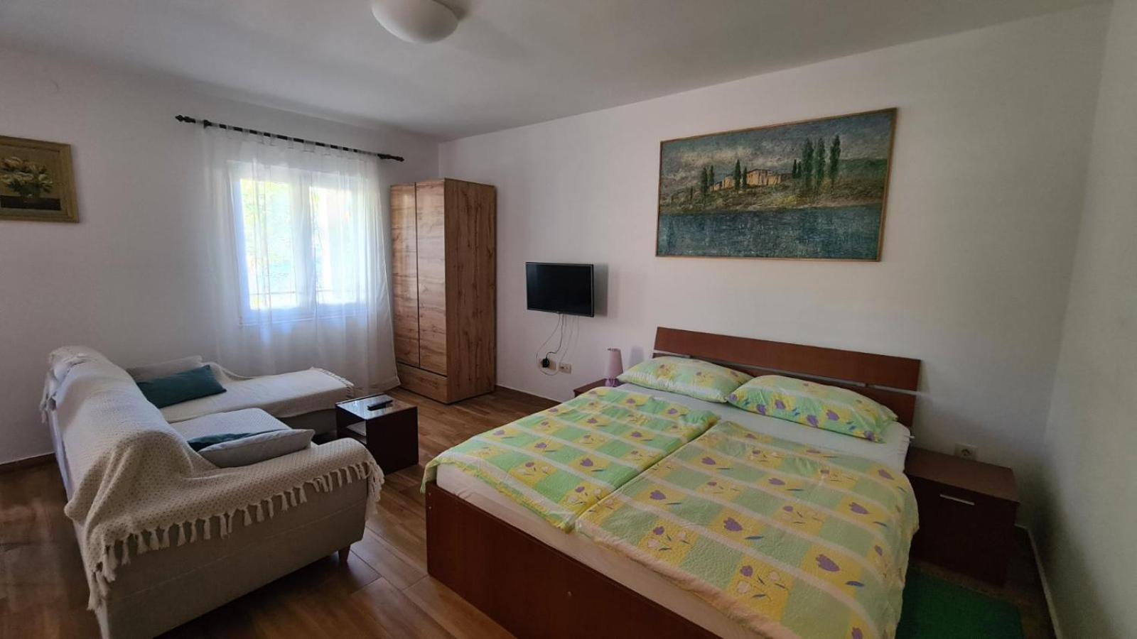 Apartments Ivanovski Rab Town Exteriér fotografie